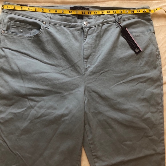 NWT Gloria Vanderbilt slimming Jean classic rise - Picture 4 of 7